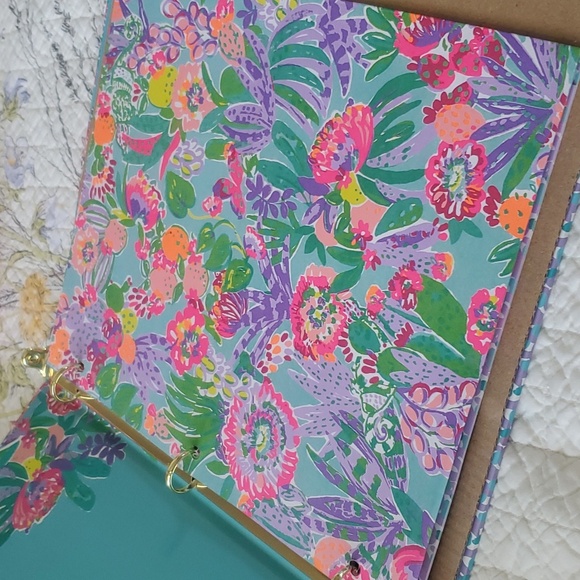 Extra Last One - Lilly Pulitzer binder folder - summer colorful โจ๏ธ - Picture 5 of 7